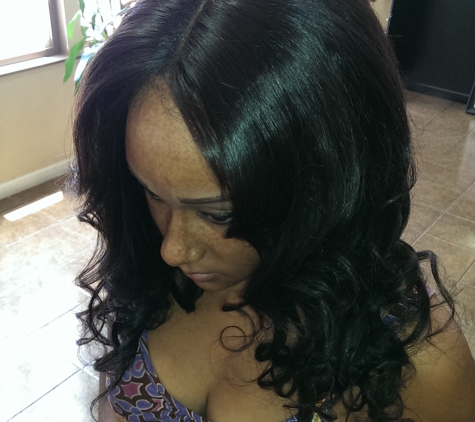 Hair & Weaves by Oquesa - Moreno Valley, CA