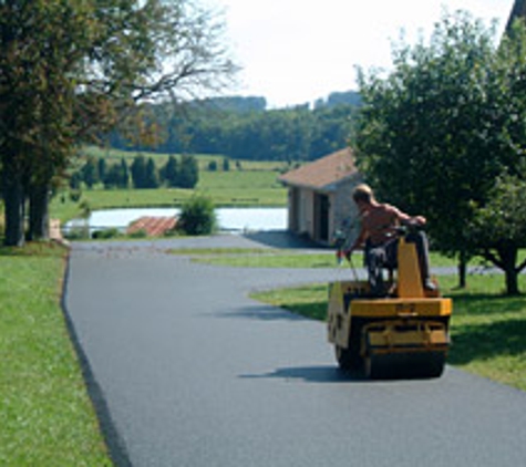 Lyons & Hohl Paving Inc - East Earl, PA