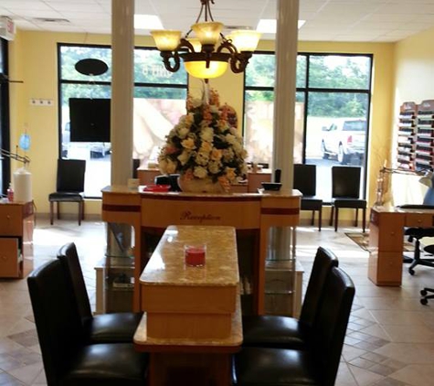 Allure Nails Spa - strasburg, VA