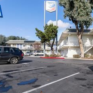 Motel 6 - Hayward, CA