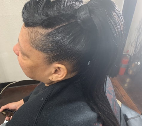 Split Ends Hair Salon - Brooklyn, NY. Ponytail