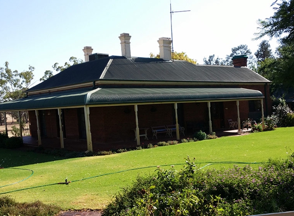 John Swaysland Painting Pty Ltd - Glenfield Park, NSW