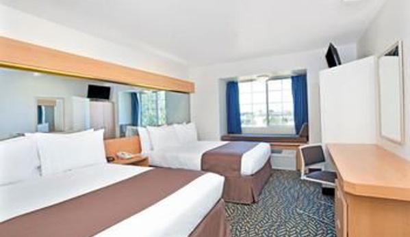 Microtel Inn & Suites by Wyndham Morgan Hill/San Jose Area - Morgan Hill, CA