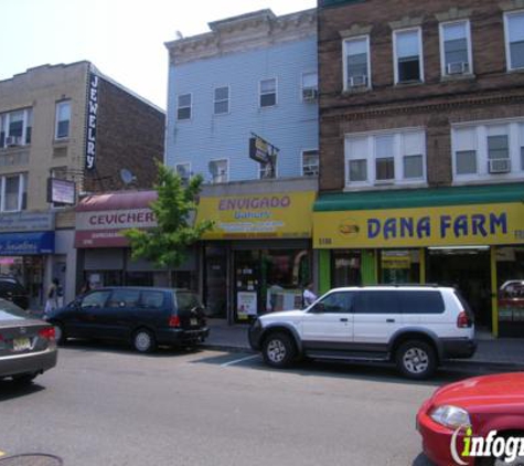 Envigado Restaurant & Bakery - West New York, NJ