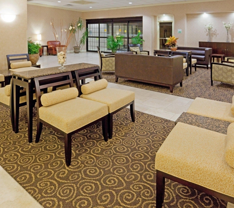 Holiday Inn Hotel & Suites - Peabody, MA