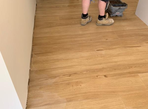 DOZERN8RS  Tiling - Brookfield, VIC