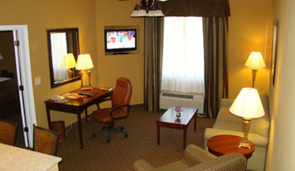 Mountain Inn & Suites - Flat Rock, NC