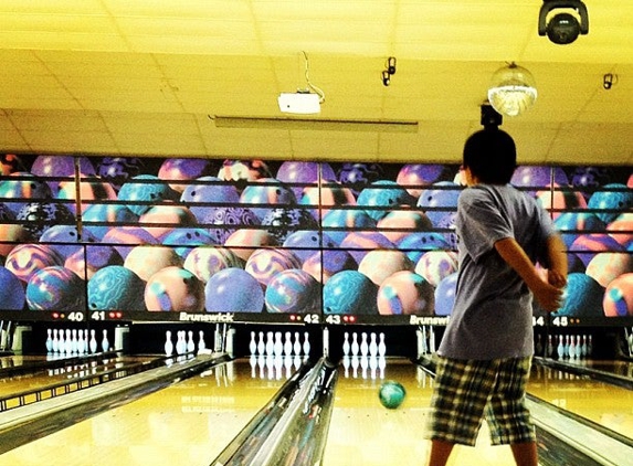 Facenda Whitaker Lanes/Stappys Bar and Grill - East Norriton, PA