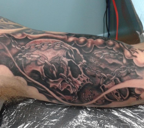 Cape Life Tattoo - Cape Coral, FL