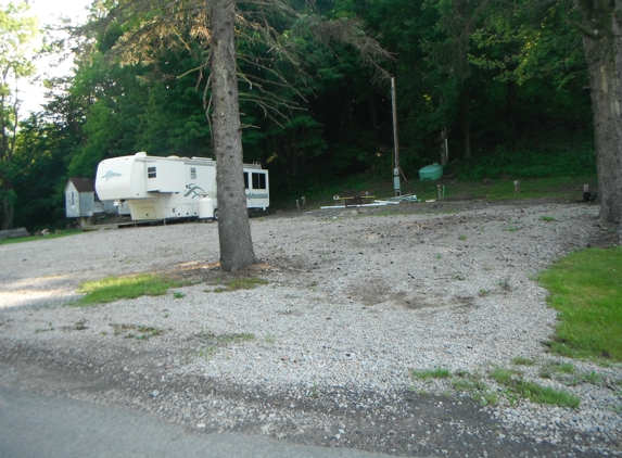 Meighen Mobile/RV Park - Waynesburg, PA