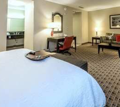 Hampton Inn & Suites Montgomery-Downtown - Montgomery, AL