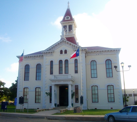 Floresville Real Estate Agent - Faye Y Taylor - Floresville, TX. Wilson County Courthouse --Floresville, TX