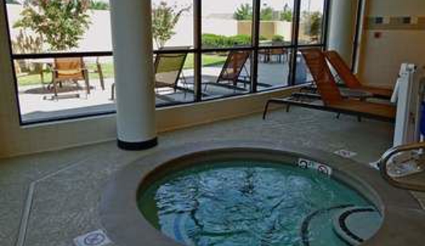 Courtyard by Marriott - Clarksville, TN