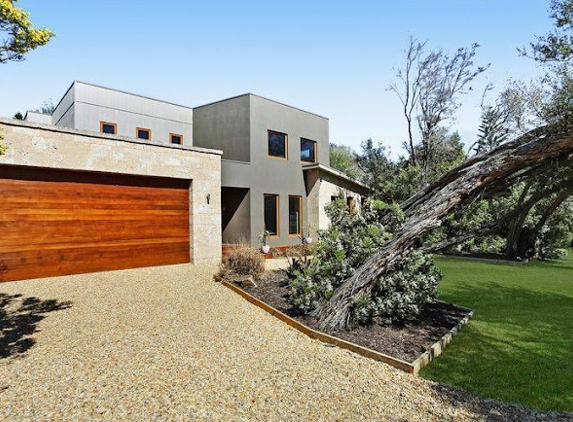 Lynton Reed Builders - Rye, VIC
