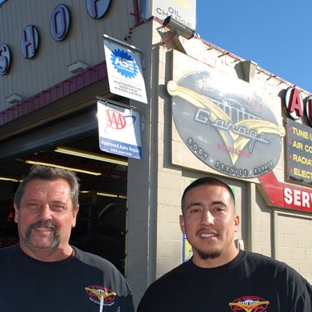 El Sobrante Town Garage - El Sobrante, CA