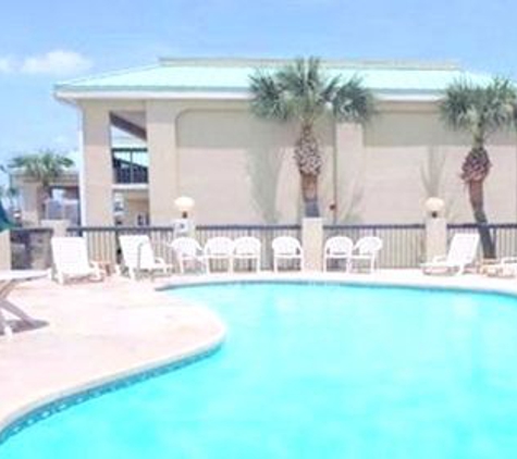 Econo Lodge Inn and Suites - Gulfport, MS