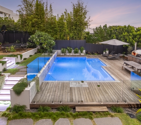 Norfolk Pools