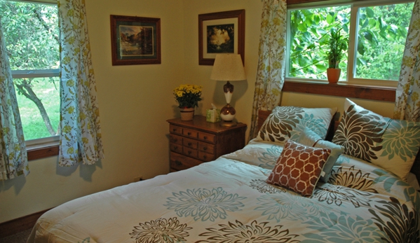 Whitefish Montana Vacation Rental Farmhouse - Whitefish, MT