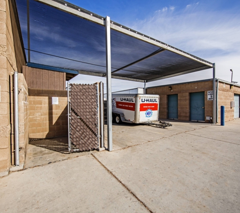 StaxUP Storage - Calexico, CA