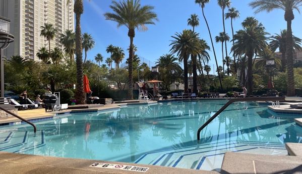 Grand Pool Complex - Las Vegas, NV