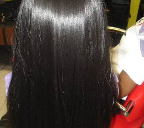 angels dominican hair salon - wilmington, DE