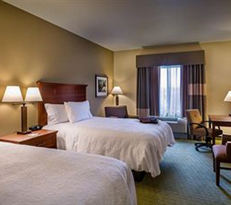 Hampton Inn & Suites Salem - Salem, OR