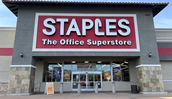 Staples - Glendora, CA