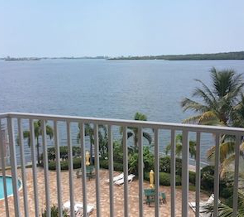 Boca Ciega Resort - Saint Petersburg, FL