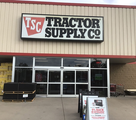 Tractor Supply Co - Rockford, MN