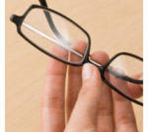Dwyer & Ross Optometrists - Margate, QLD