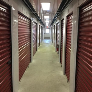 Life Storage - Lindenhurst - Lindenhurst, IL