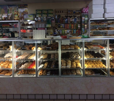 Kenny's  Donuts - Corona, CA