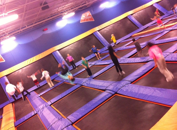 Sky Zone Trampoline Park - Kentwood, MI