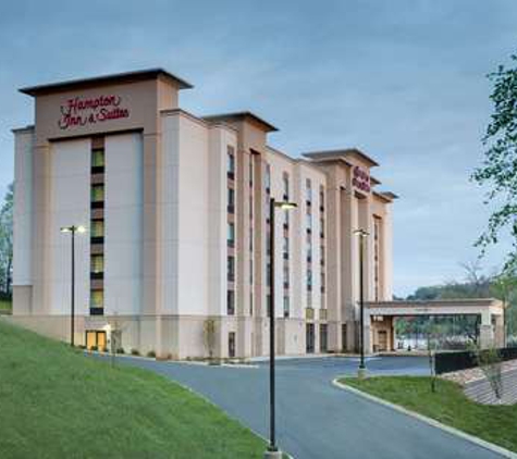 Hampton Inn & Suites Knoxville Papermill Drive - Knoxville, TN