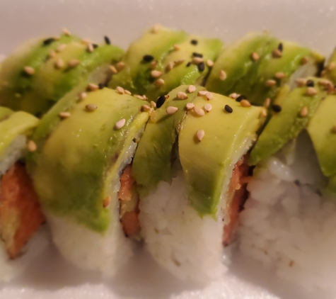 Achita Sushi - Santa Clarita, CA. 911 roll