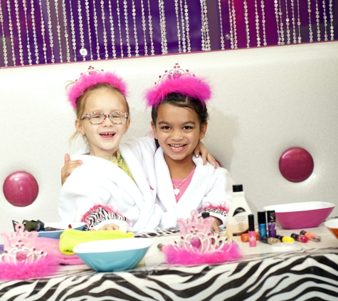 Shear Madness Haircuts For Kids - West Des Moines, IA. Diva Days & Birthday Parties