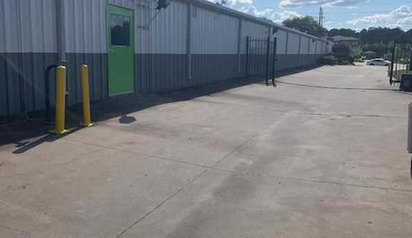 Extra Space Storage - Cypress, TX