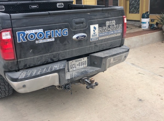 Salvador Roofing - Kyle, TX