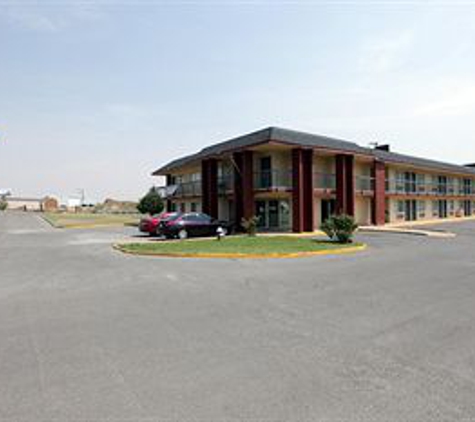 Americas Best Value Inn - Chickasha, OK