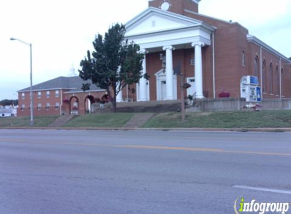 First Baptist Church - Crystal City, MO