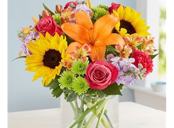 Lilac Flower Shop - San Diego, CA. Flower Bouquet