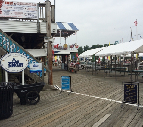 Captain's Cove Seaport - Bridgeport, CT