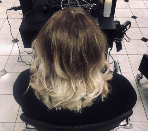 Sam & Frank Unisex Hair Stylists - Traralgon, VIC