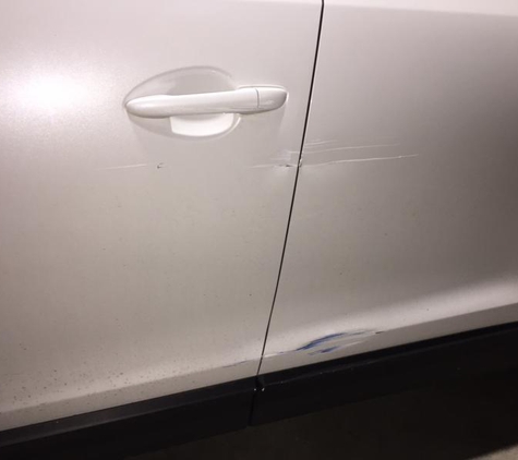 Easy Airport Parking - Tullamarine, VIC. Car Damage