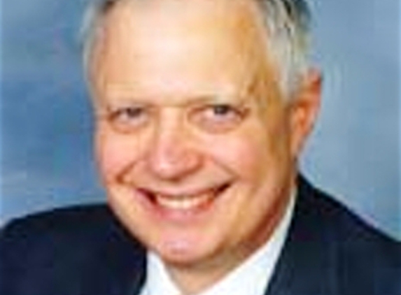Robert E Schlenker, MD - Oak Lawn, IL