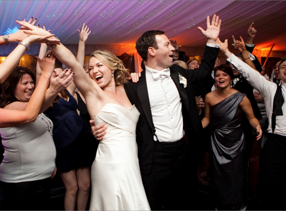 Pittsburgh Event Group - Pittsburgh, PA. Pittsburgh Event Group Wedding Dj and Photo booth Rental