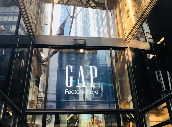 Gap - Boston, MA