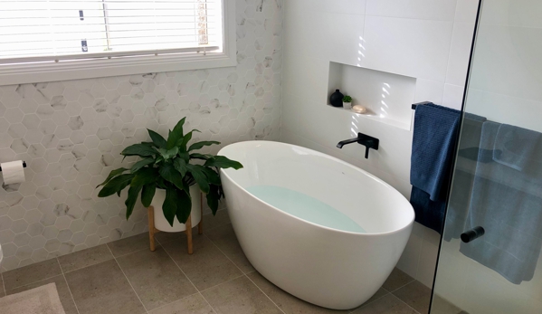 Hallie's Plumbing Services - Boulder, WA