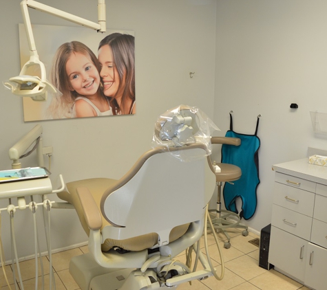 Banker Dental Associates - A Dental365 Company - Elizabeth, NJ. Dental chair in the operatory at Banker Dental Associates Elixabeth NJ