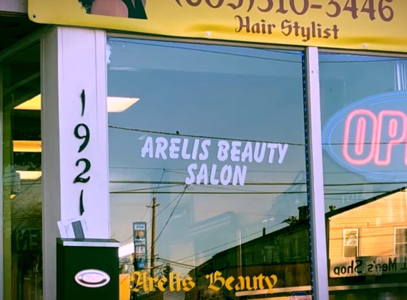 Arelis Beauty Salon - Trenton, NJ